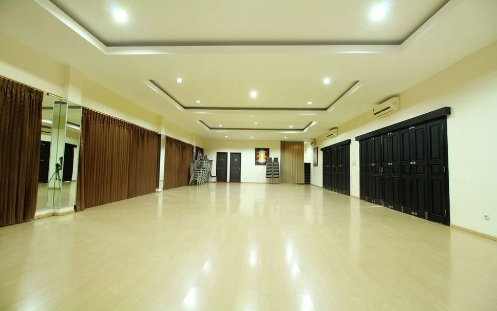 Hallway Photo