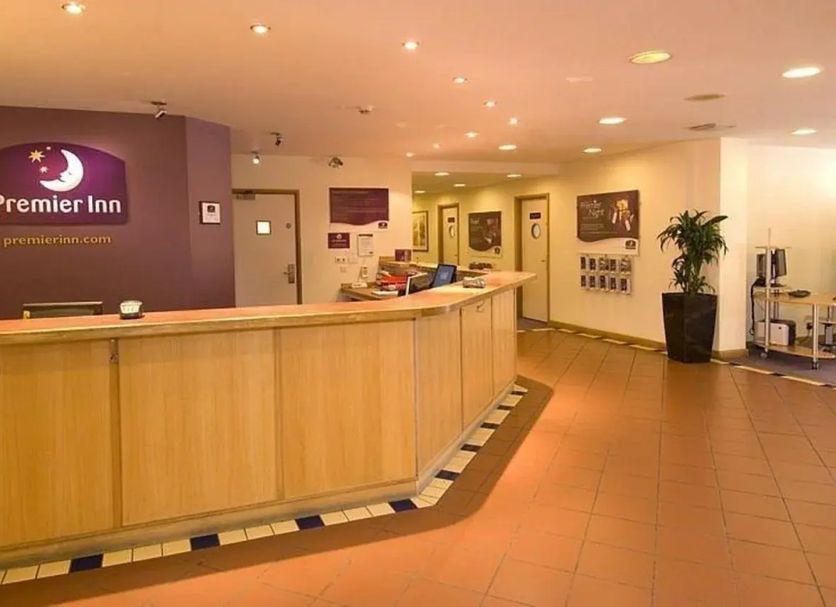 Front desk Photo