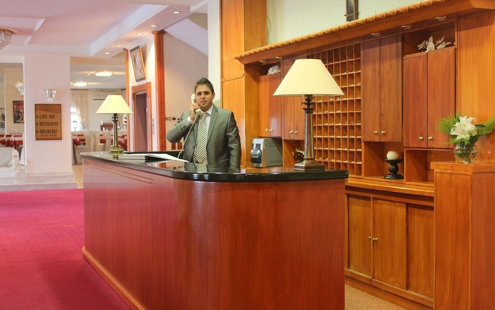 Front desk Photo