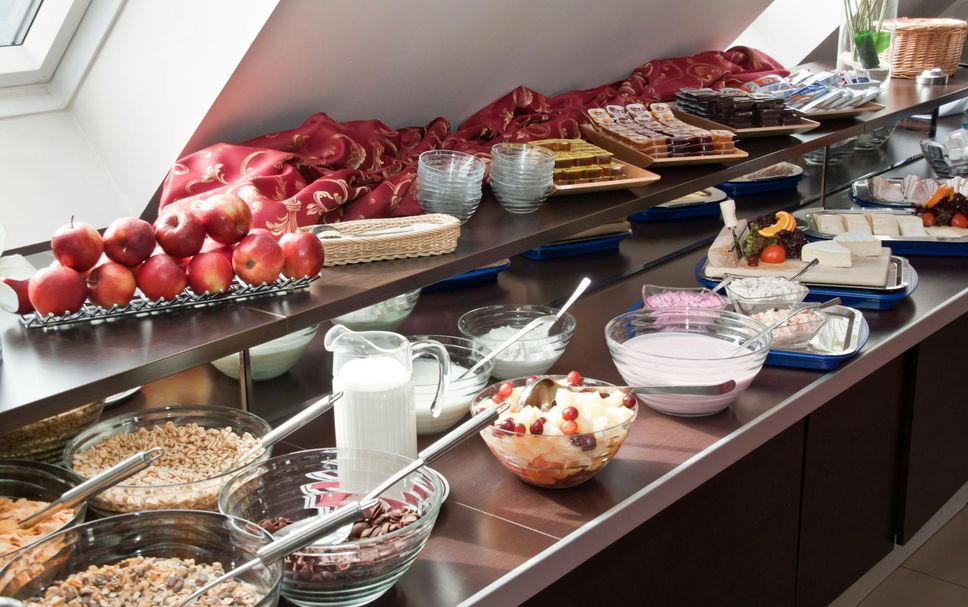 Buffet Photo