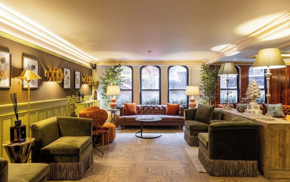 Lounge Photo