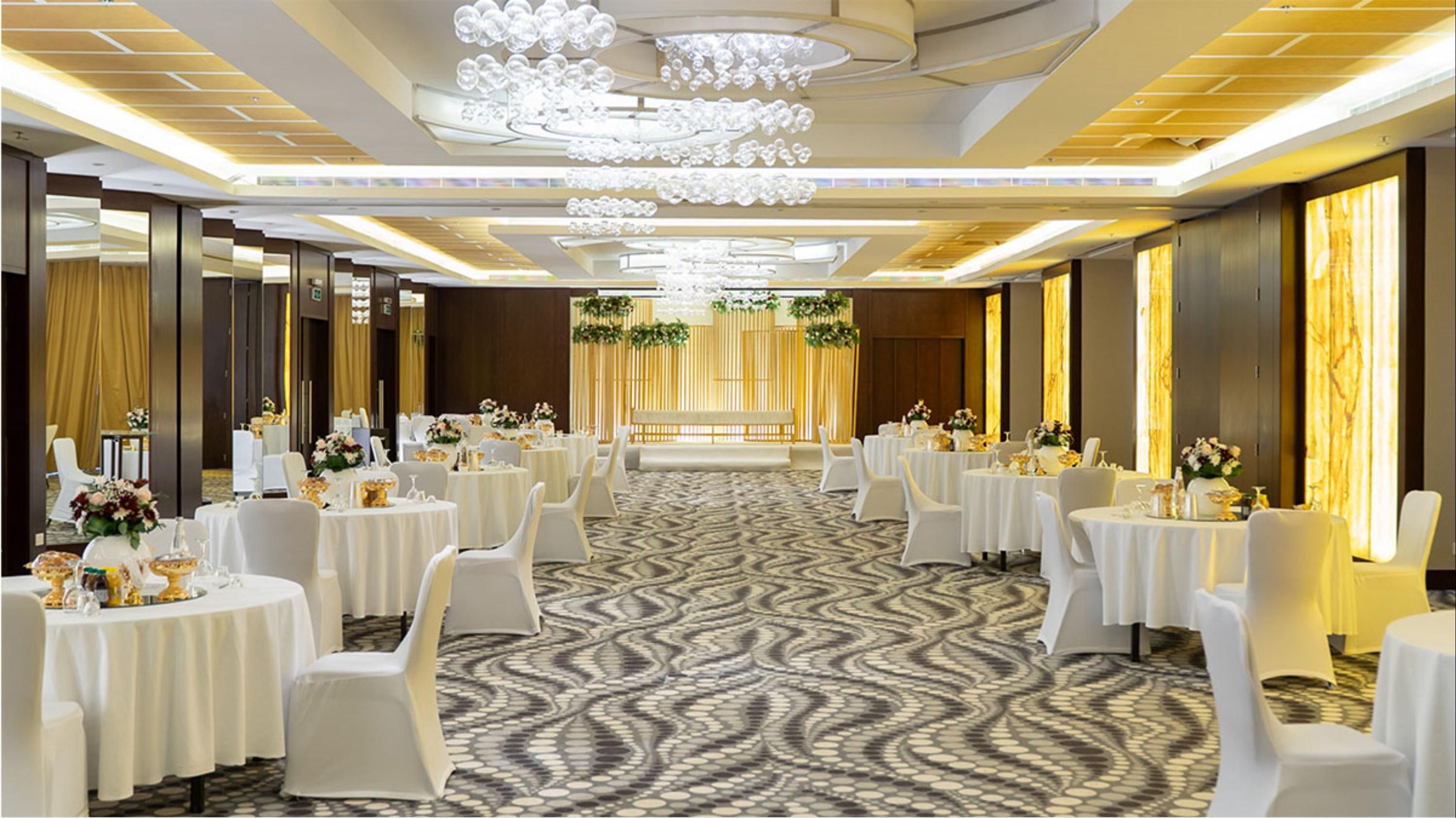 Banquet hall