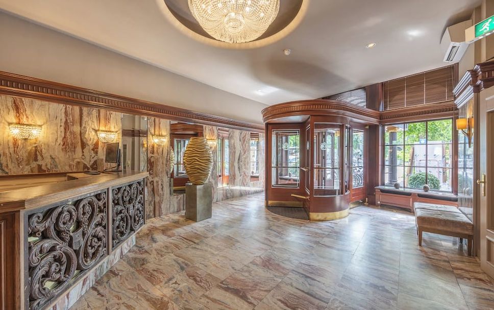 Lobby Photo
