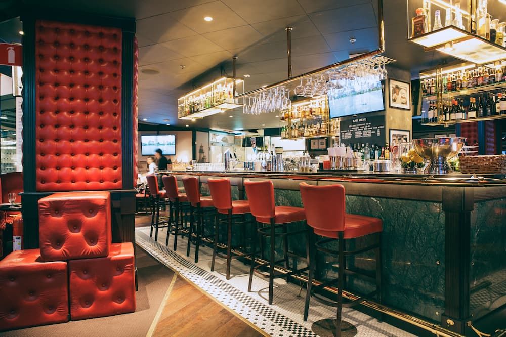 Bar Photo