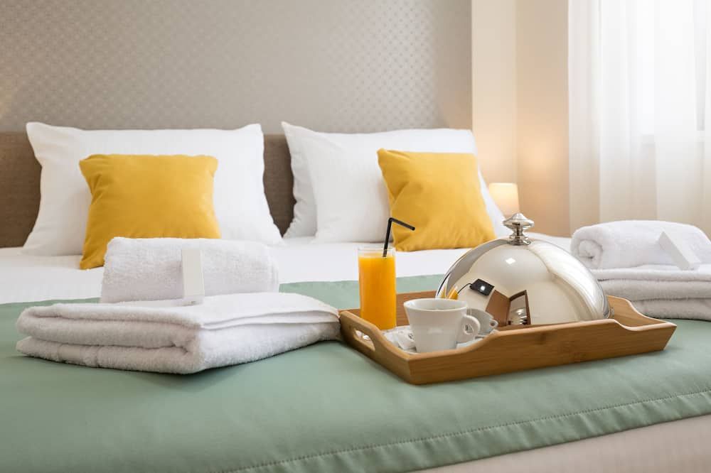 Room amenity
