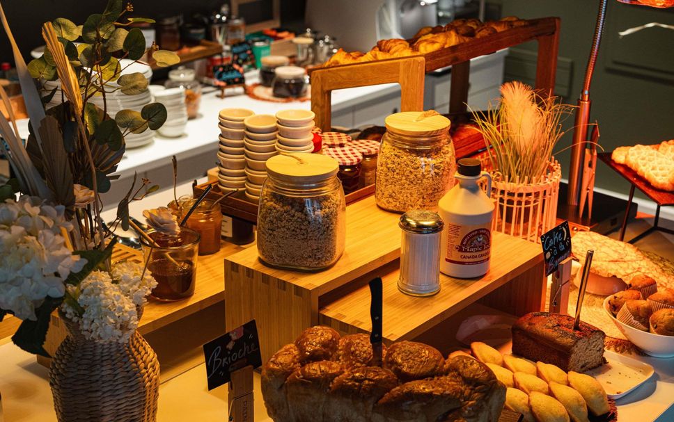 Buffet Photo
