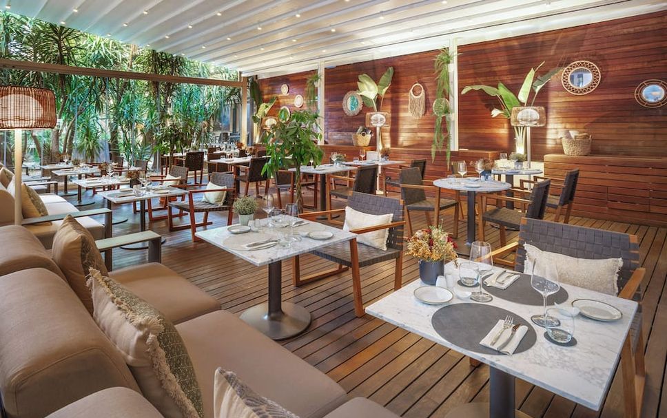 Restaurant Photo