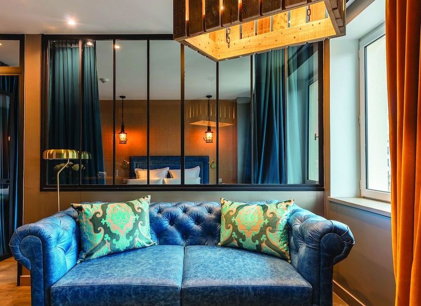 Lounge Photo