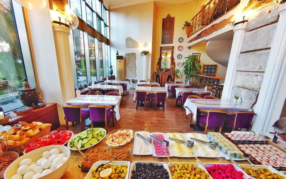 Restaurant Photo
