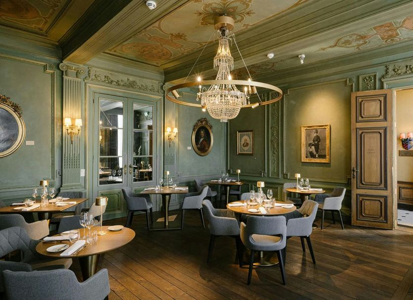 Restaurant Photo