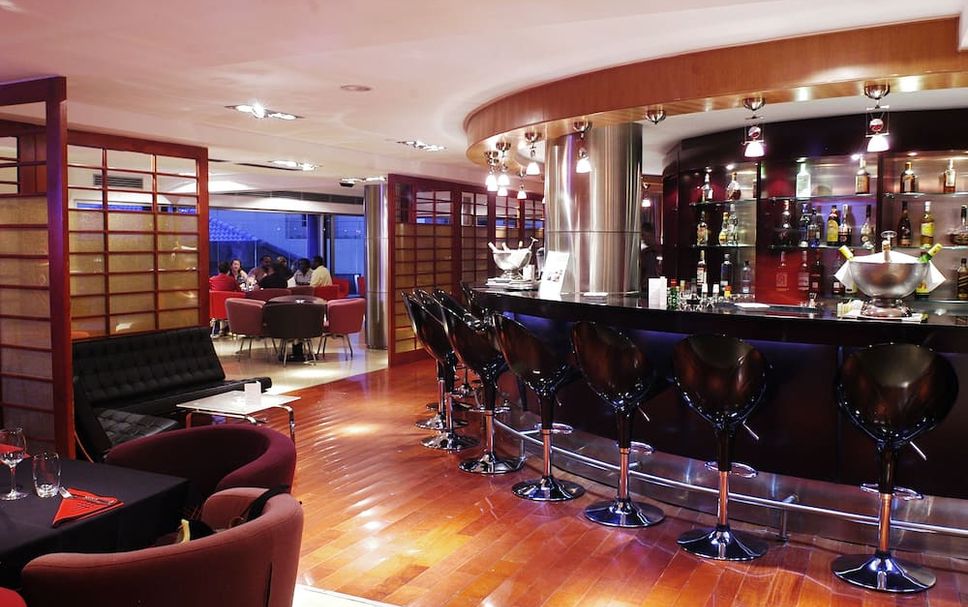 Bar Photo