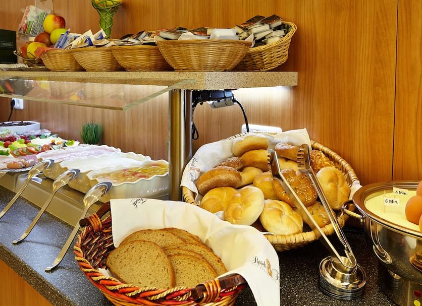 Buffet Photo