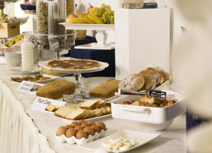 Buffet Photo
