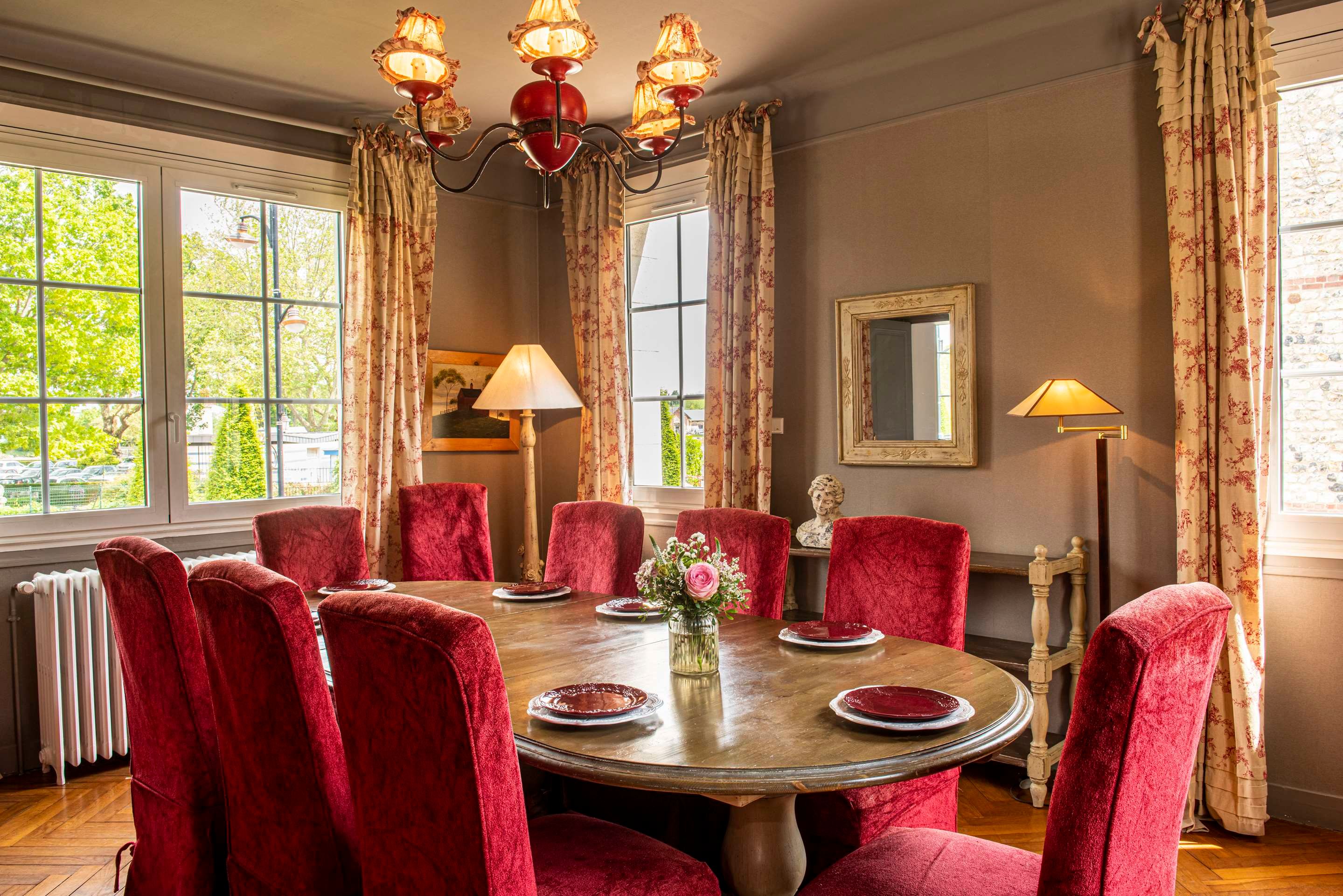 Dining room Photo