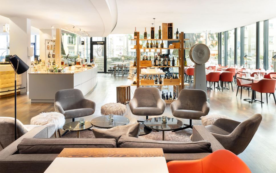 Lounge Photo