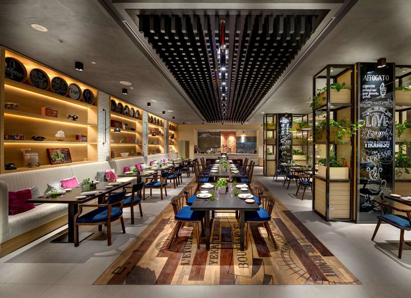 Restaurant Photo