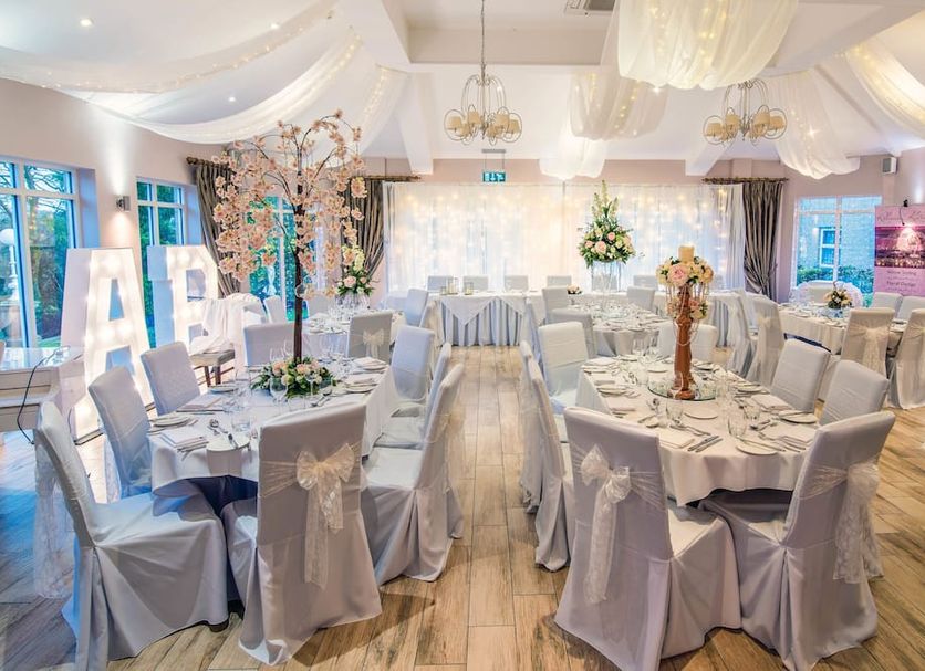 Banquet hall Photo