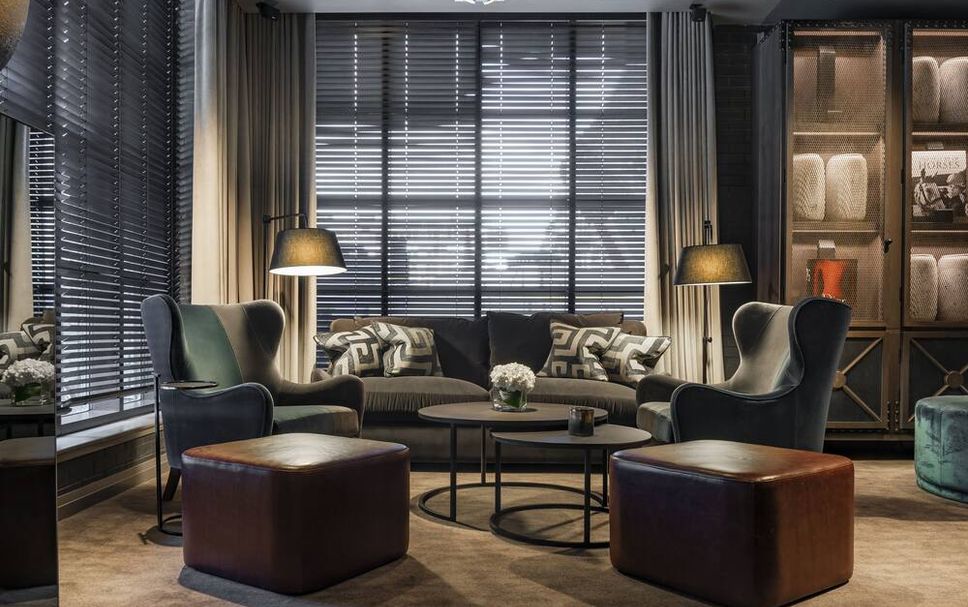 Lounge Photo