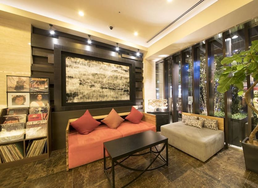 Lounge Photo