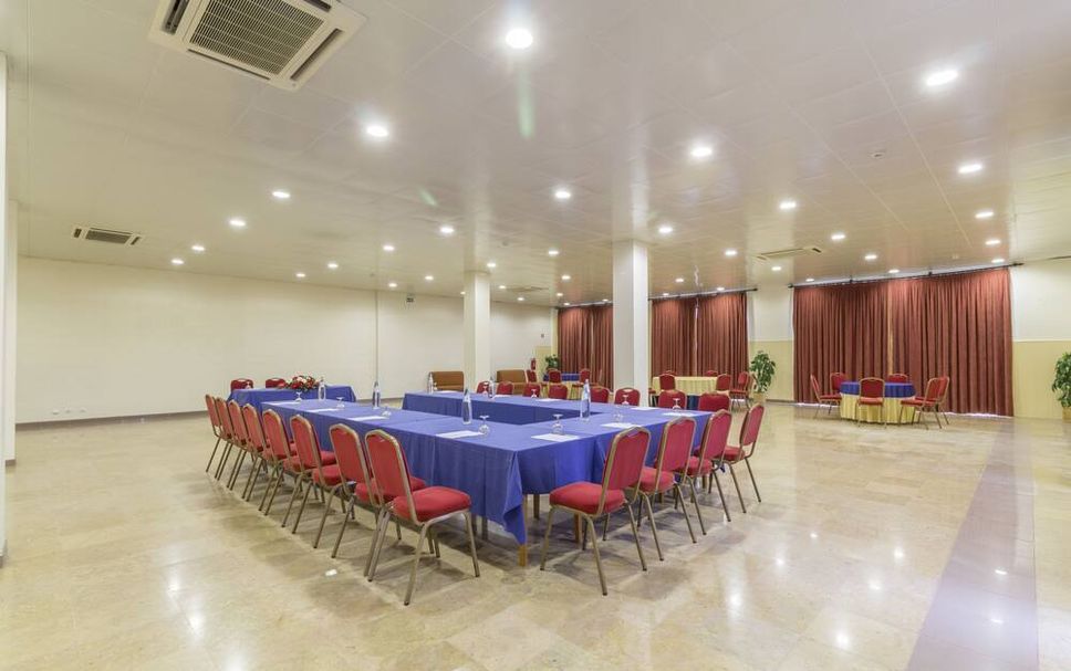 Conference room Photo