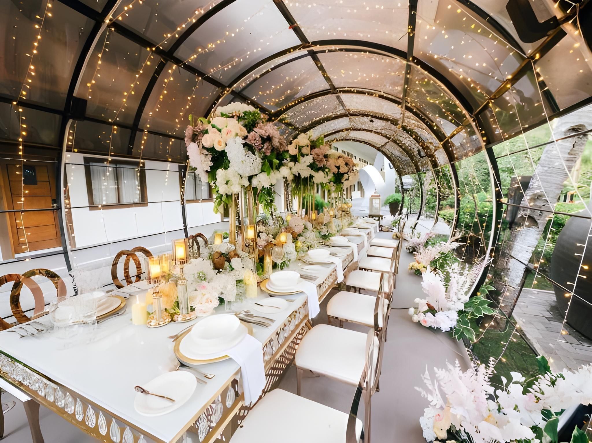 Banquet hall
