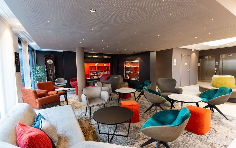 Lounge Photo