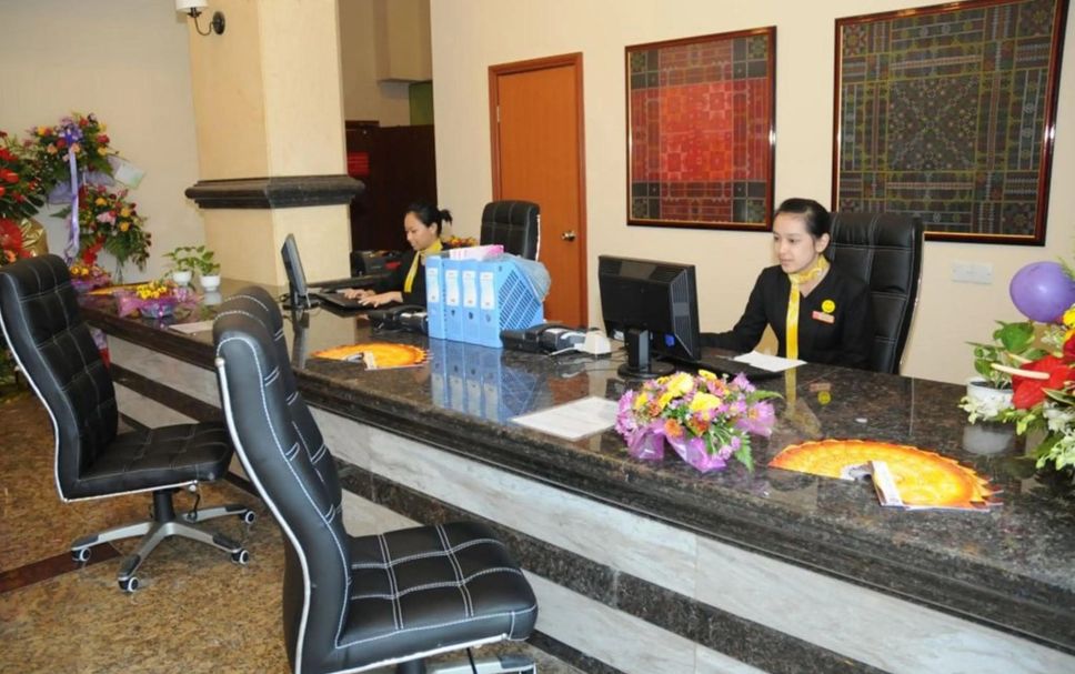 Front desk Photo