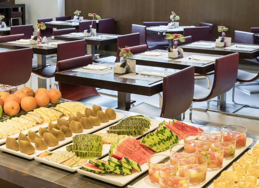Buffet Photo