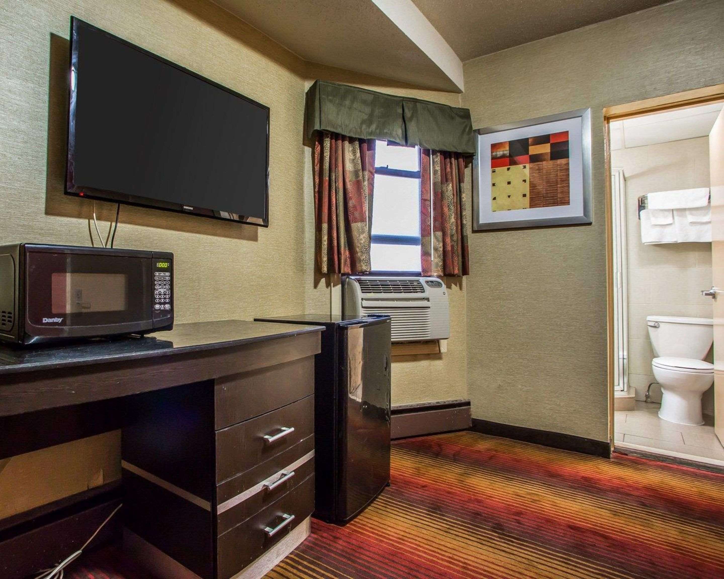 Room amenity