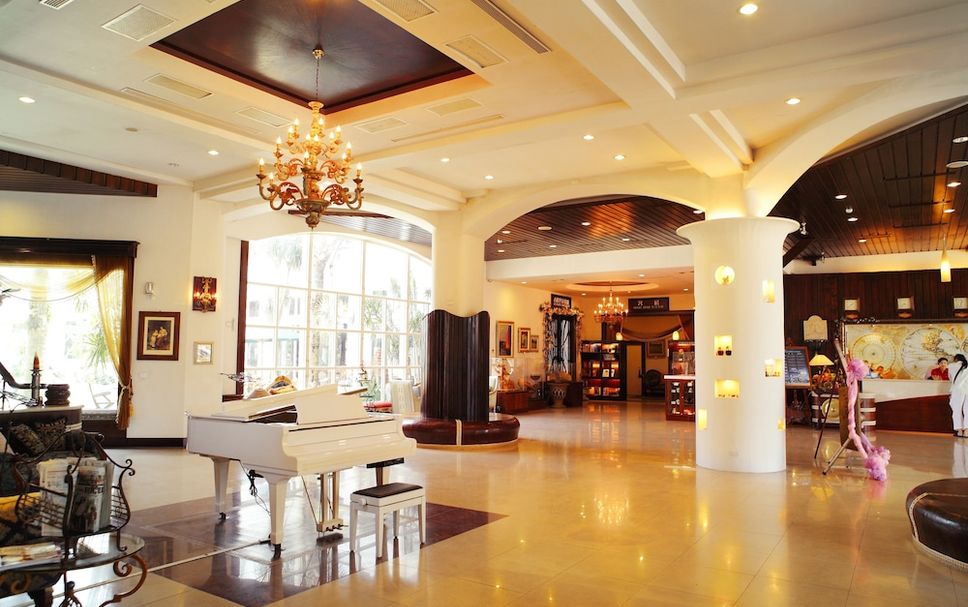 Lobby Photo