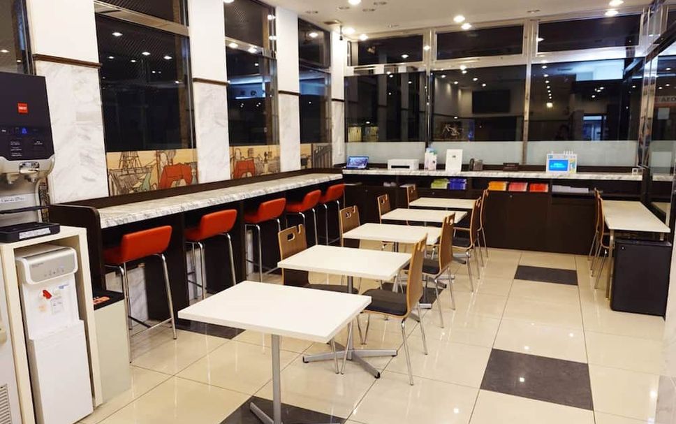 Restaurant Photo