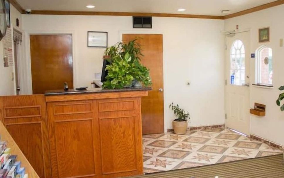Front desk Photo