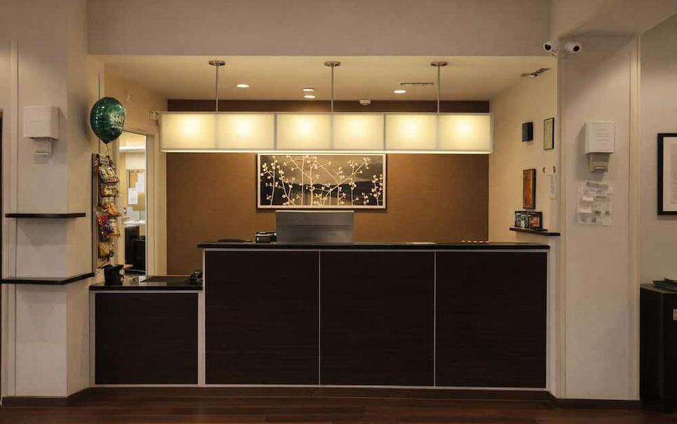 Front desk Photo