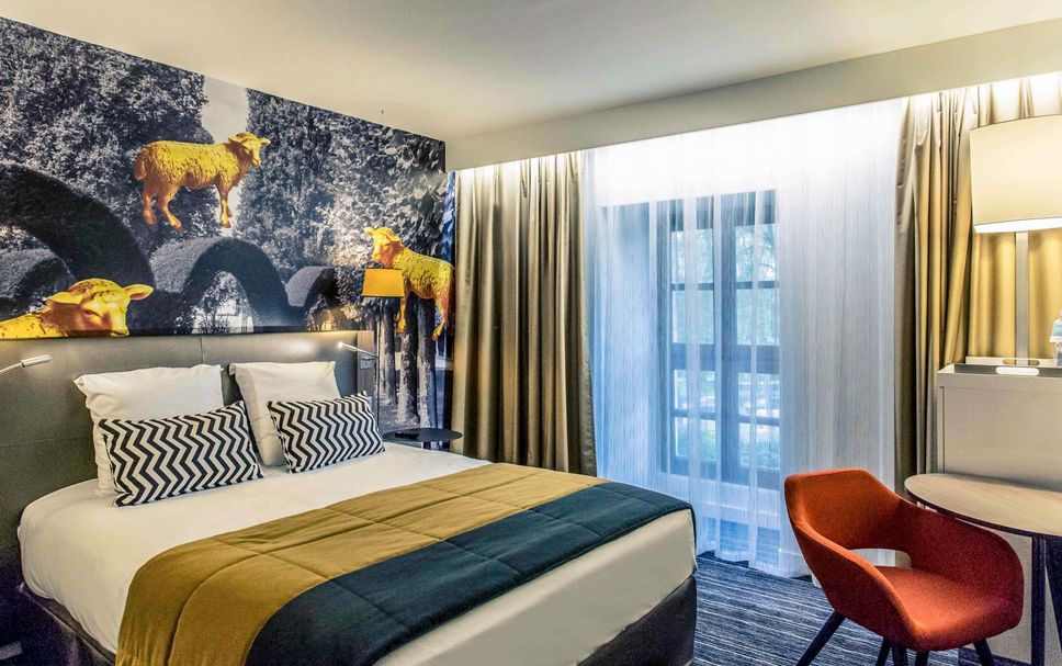 Bedroom Photo