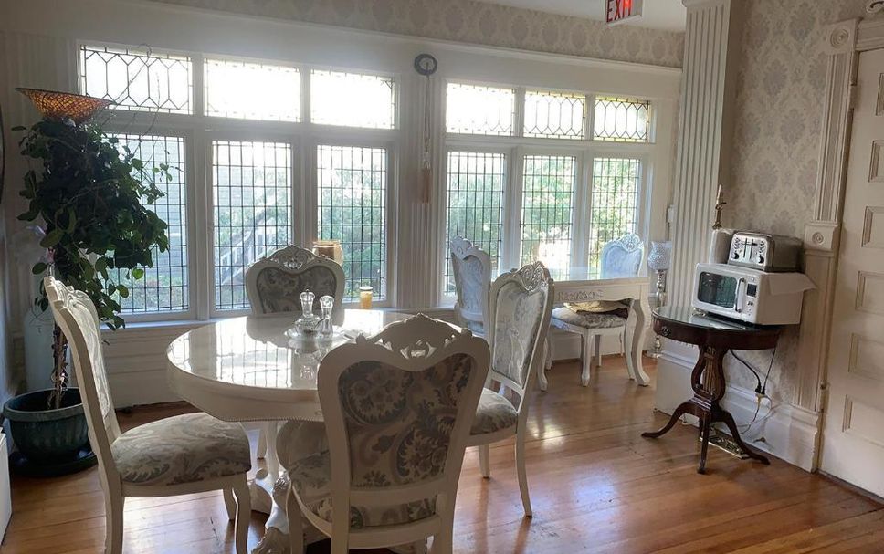 Dining room Photo