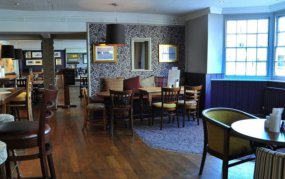 Bar Photo