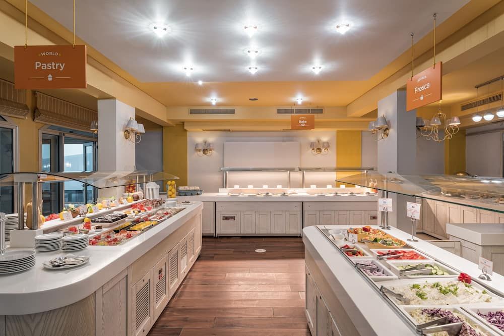 Buffet Photo