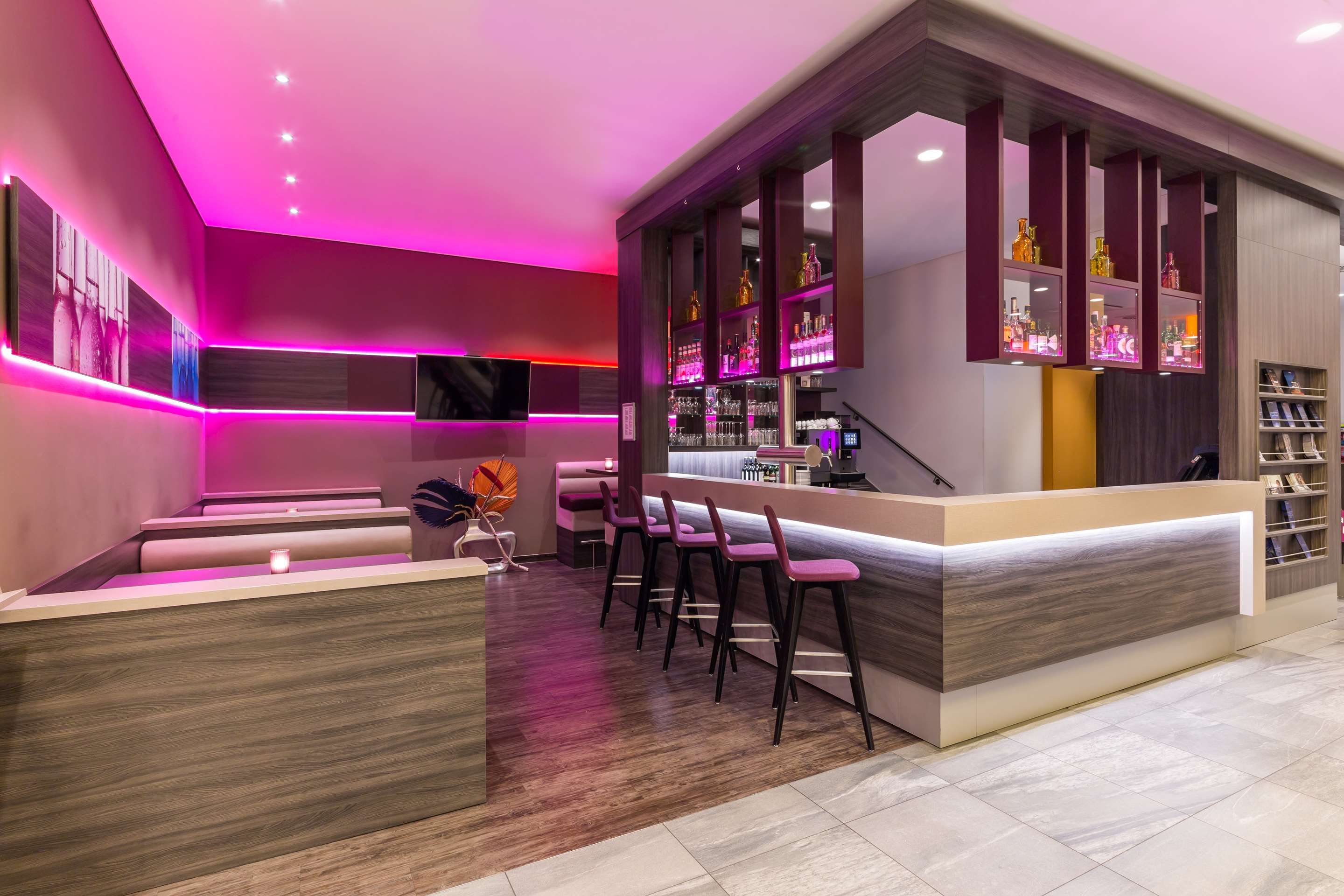 Bar Photo