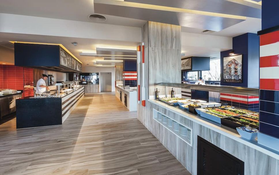 Buffet Photo