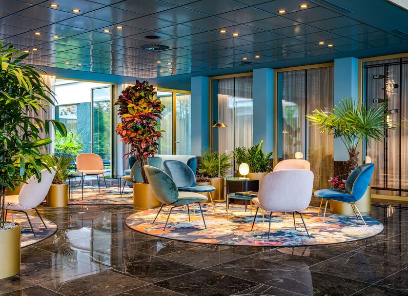 Lobby Photo