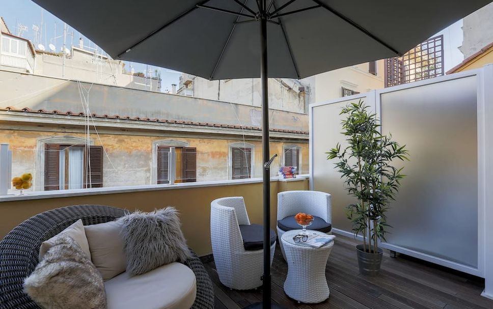 Balcony Photo