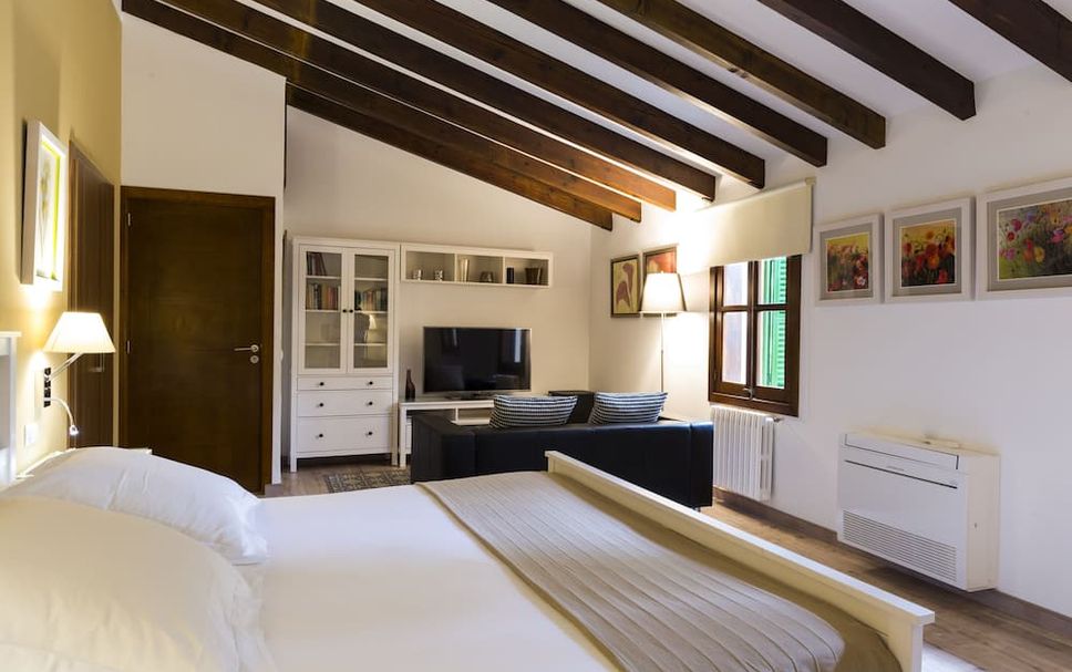 Bedroom Photo