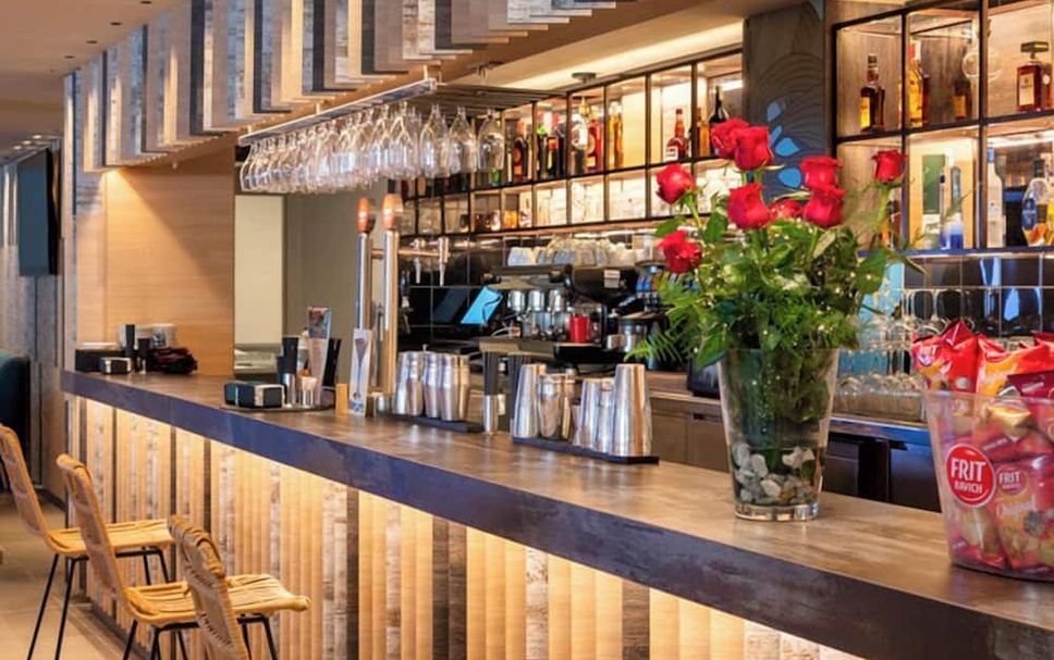 Bar Photo