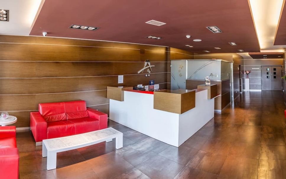 Front desk Photo