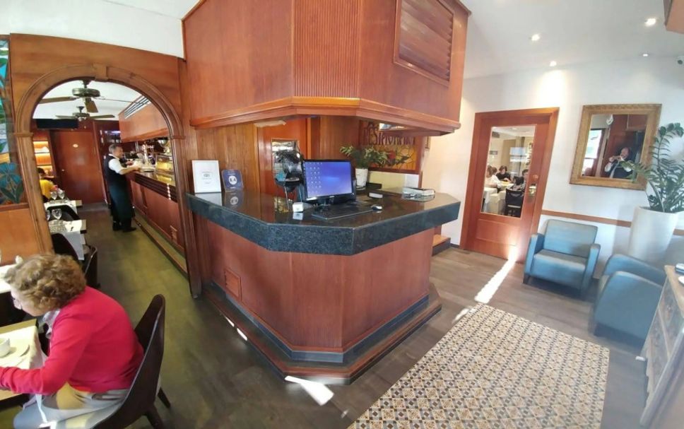 Front desk Photo