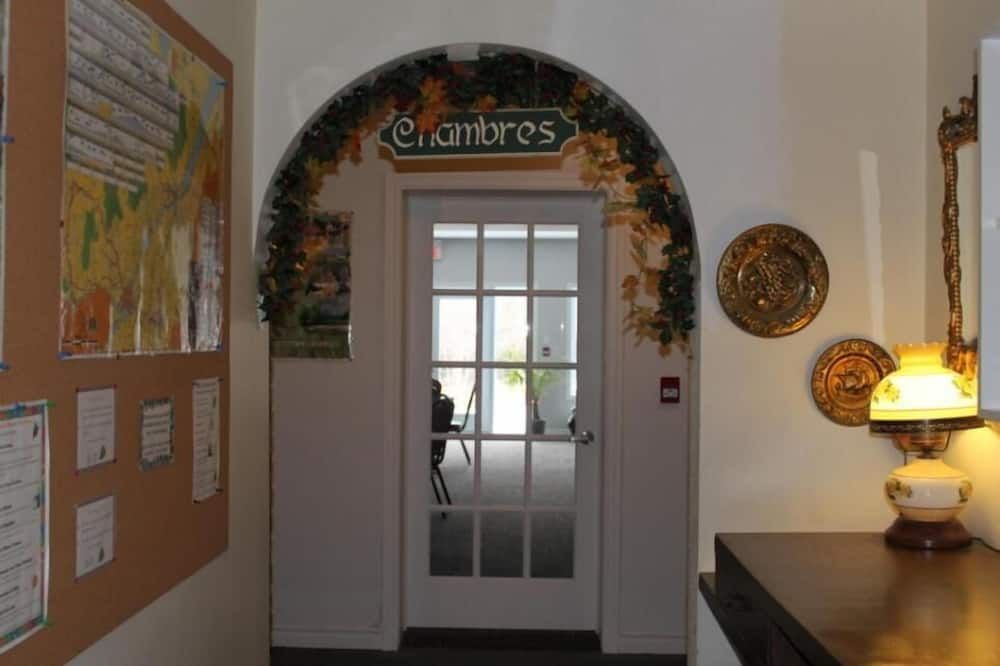 Room amenity