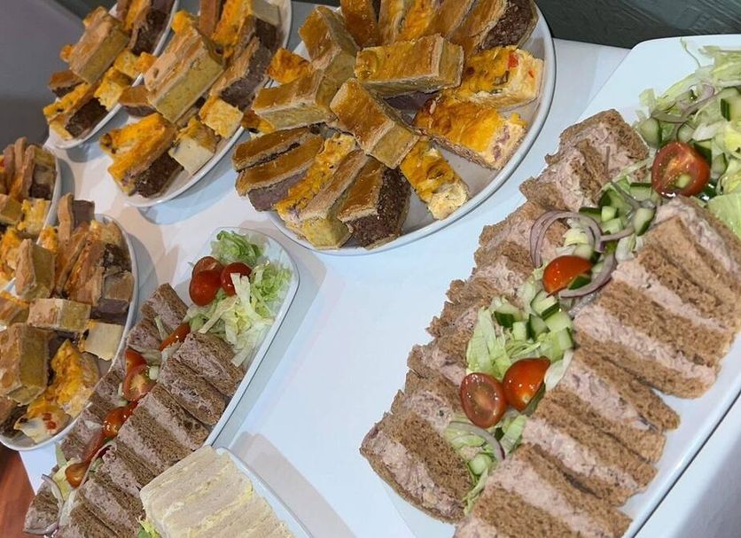 Buffet Photo