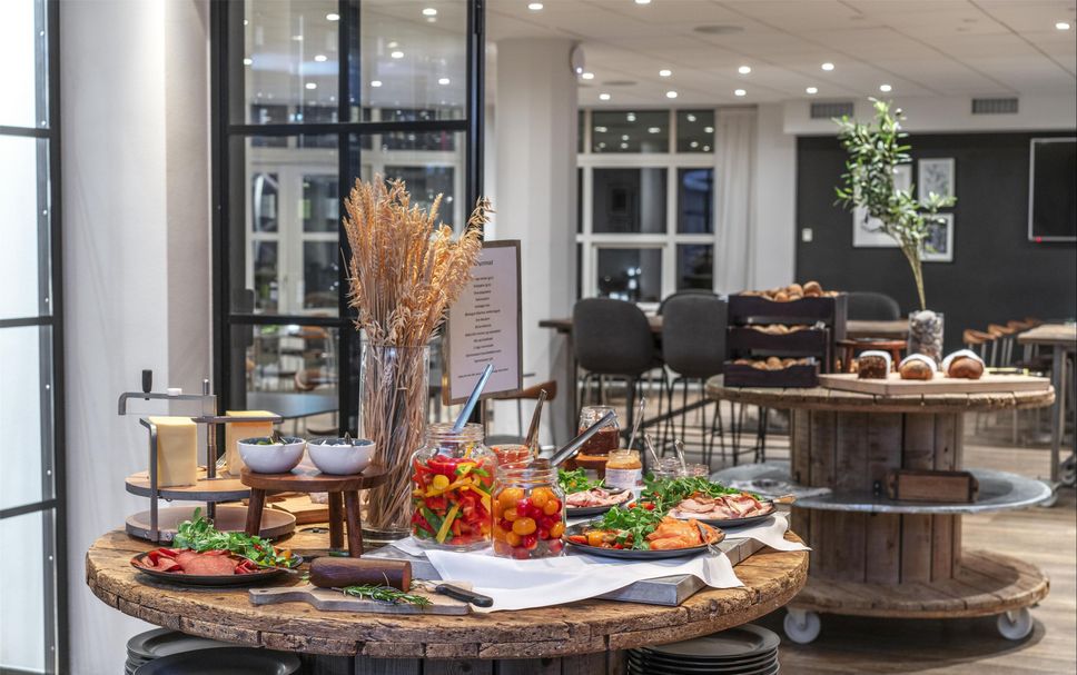 Restaurant Photo