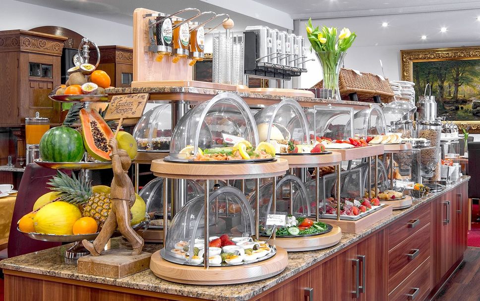 Buffet Photo