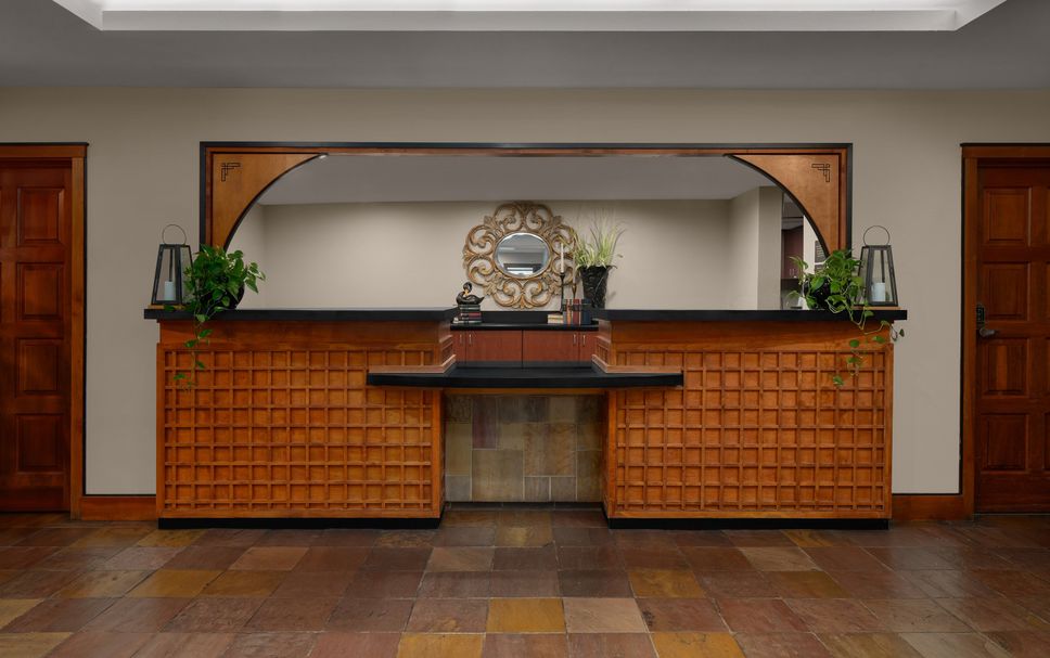 Front desk Photo